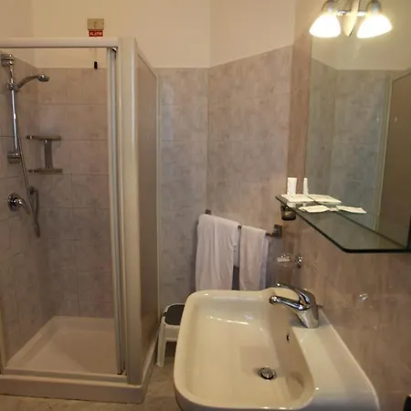 Hotel Lincoln Cinisello Balsamo Chambre photo